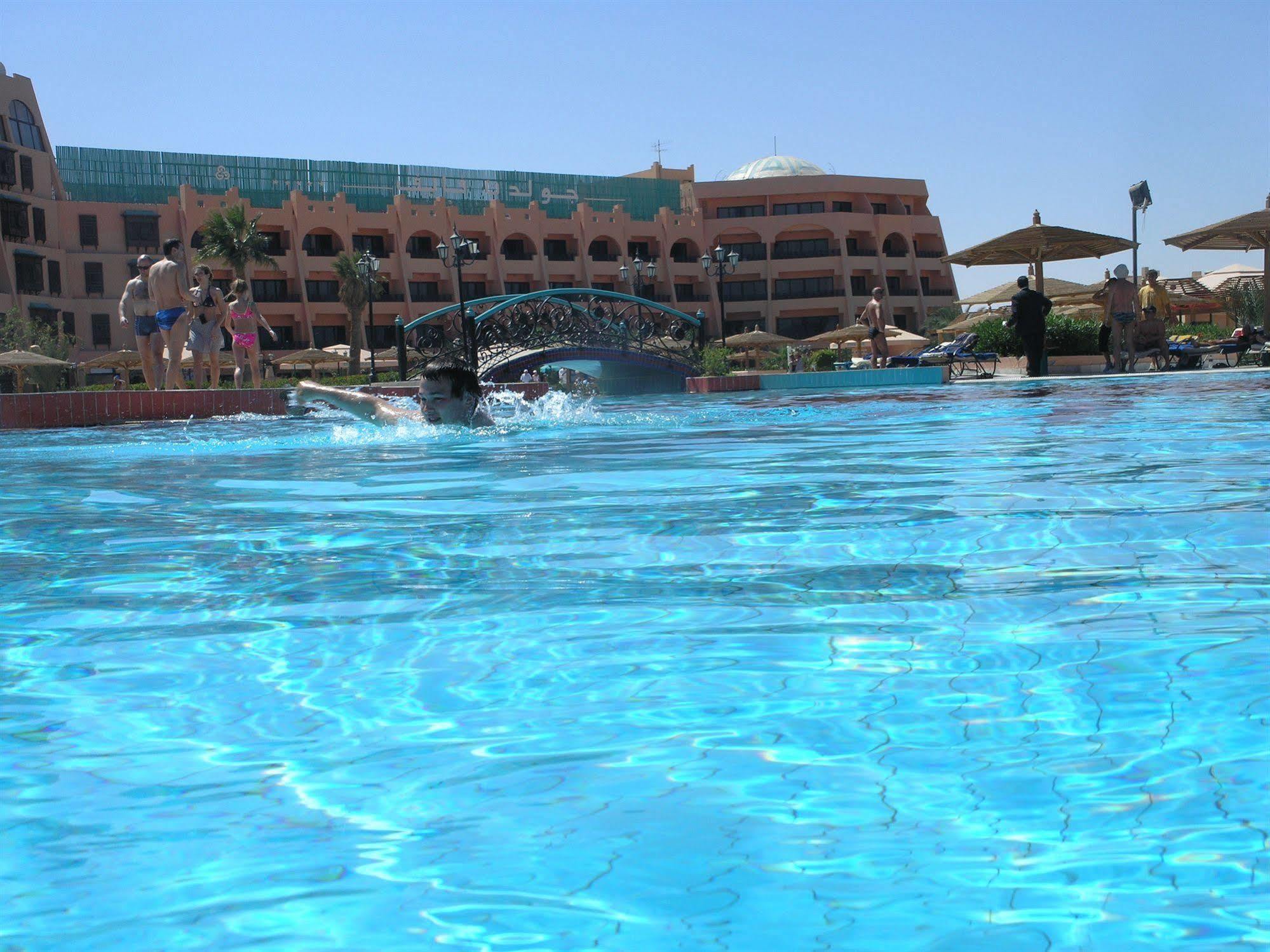 Golden 5 Sapphire Suites Hotel Hurghada Exterior photo