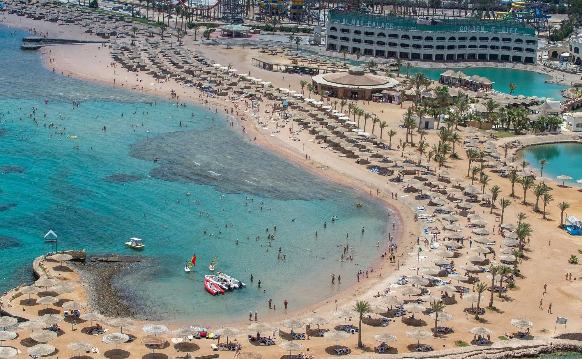 Golden 5 Sapphire Suites Hotel Hurghada Exterior photo